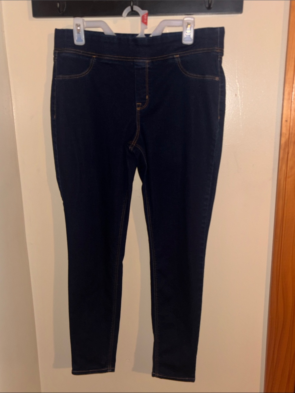Old Navy Dark Wash Rockstar Denim Jeggings with Contrast Stitching Size 14